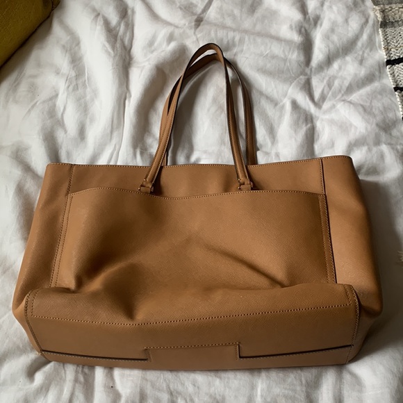 Tory Burch Robinson Purse - Picture 2 of 5